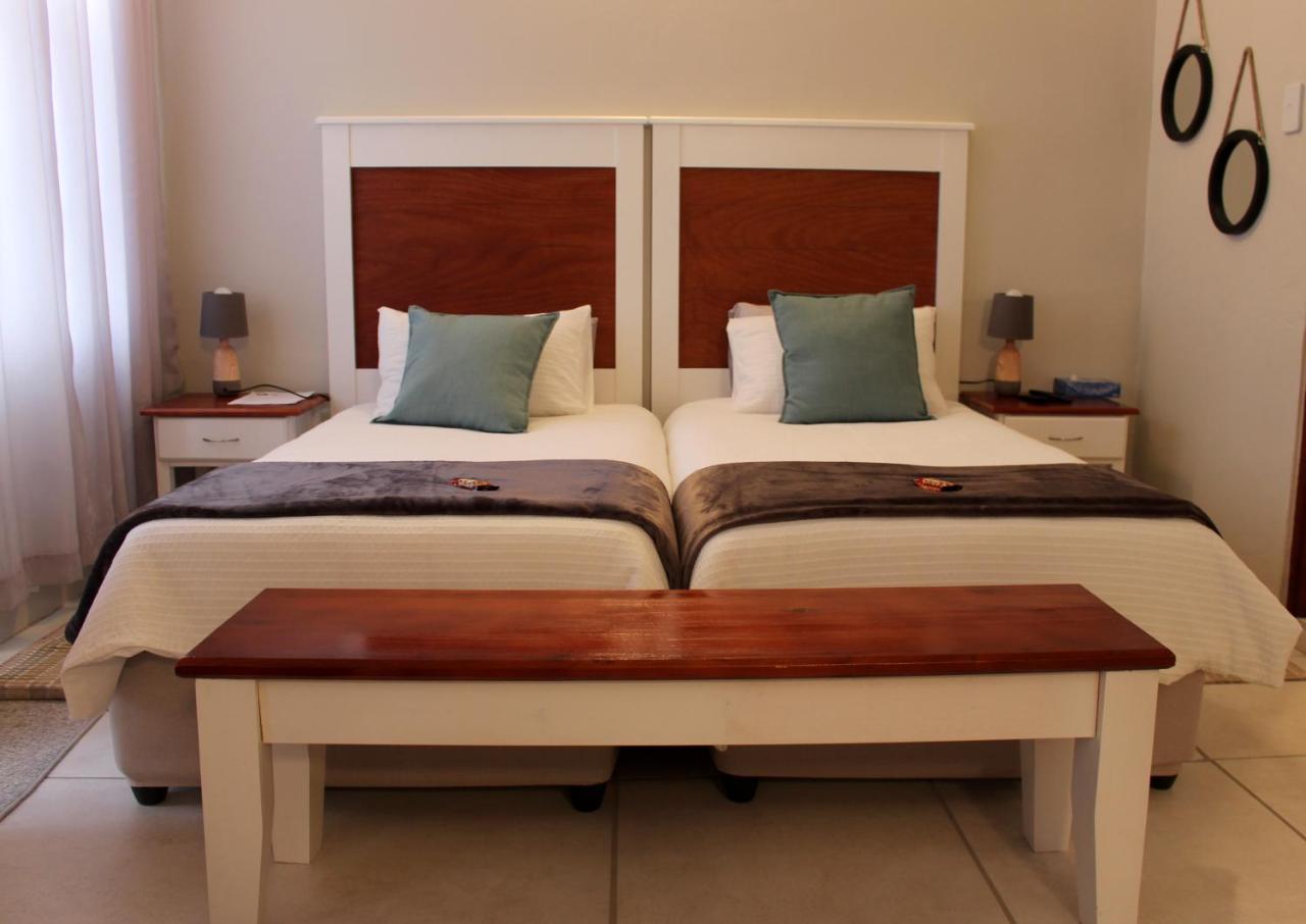 Tranquility Self Catering Hotel Lüderitz Exterior foto