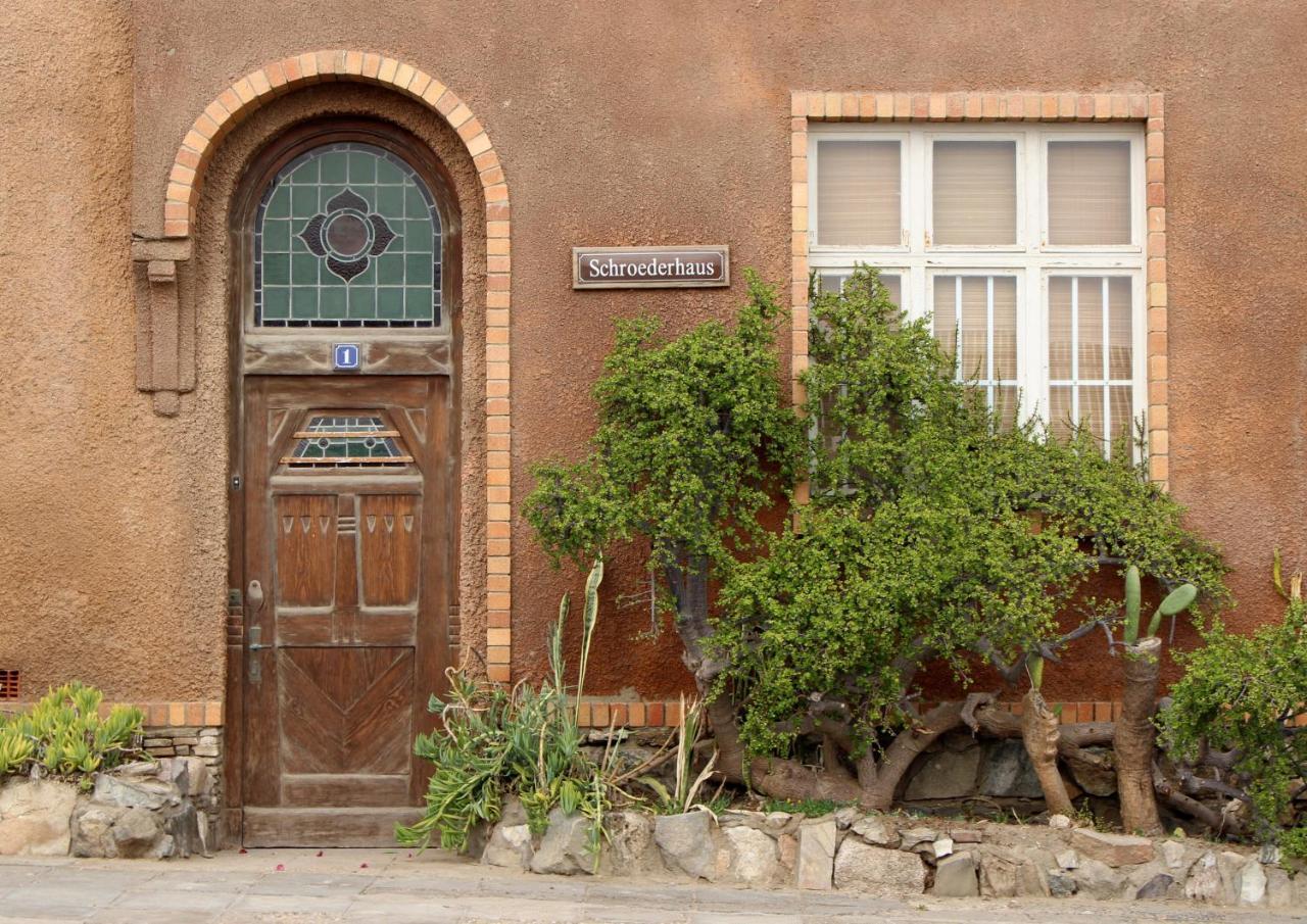 Tranquility Self Catering Hotel Lüderitz Exterior foto